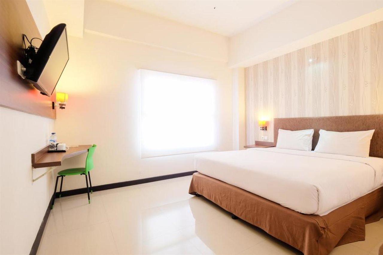 Tree Hotel Makassar Esterno foto